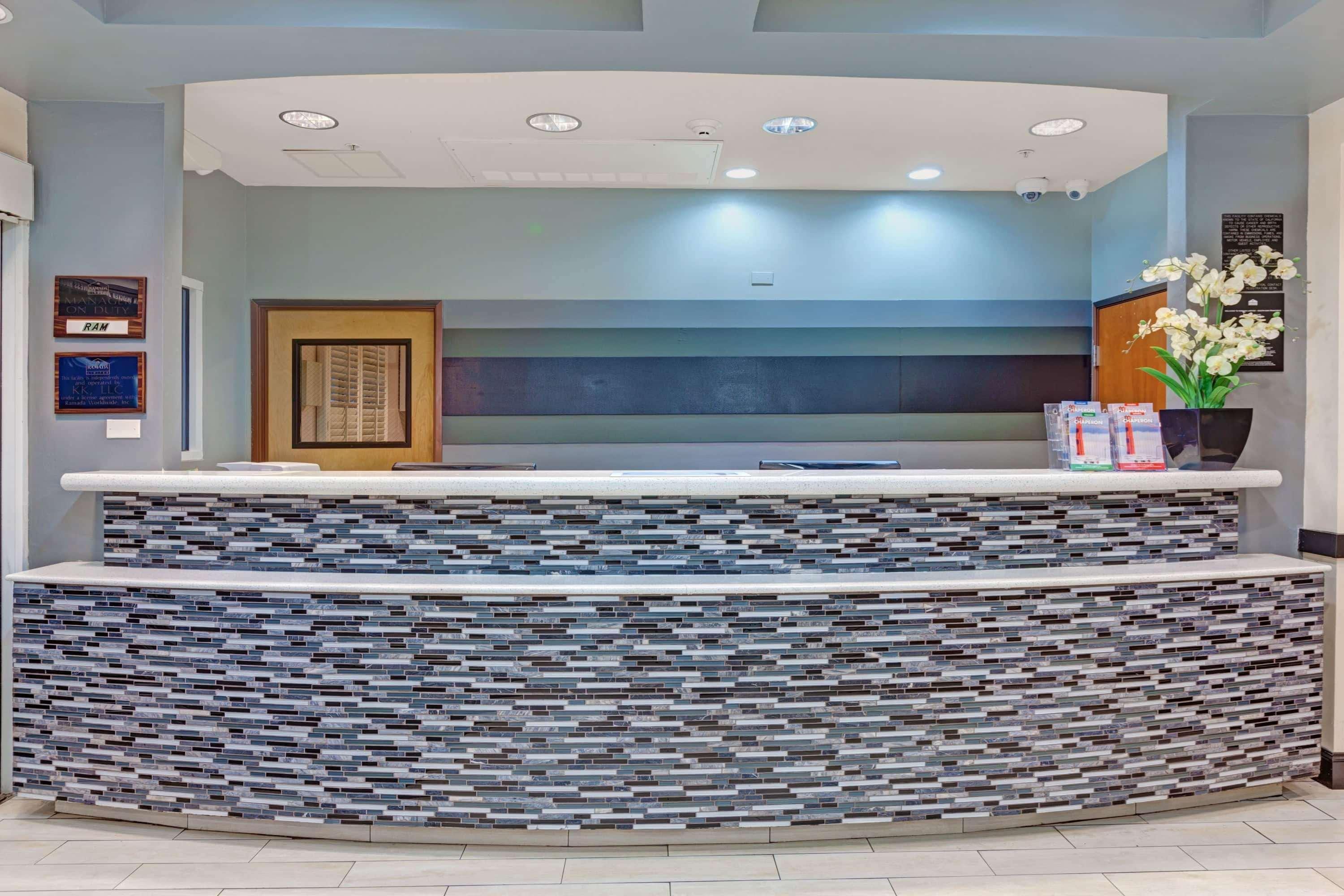 Ramada Limited And Suites San Francisco Airport South San Francisco Esterno foto